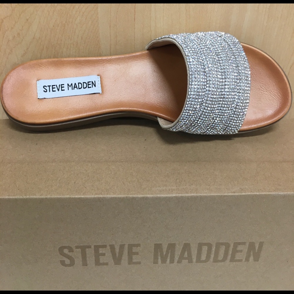 Beautiful Steve Madden Rhinestone Single Slide💎 - Picture 5 of 5